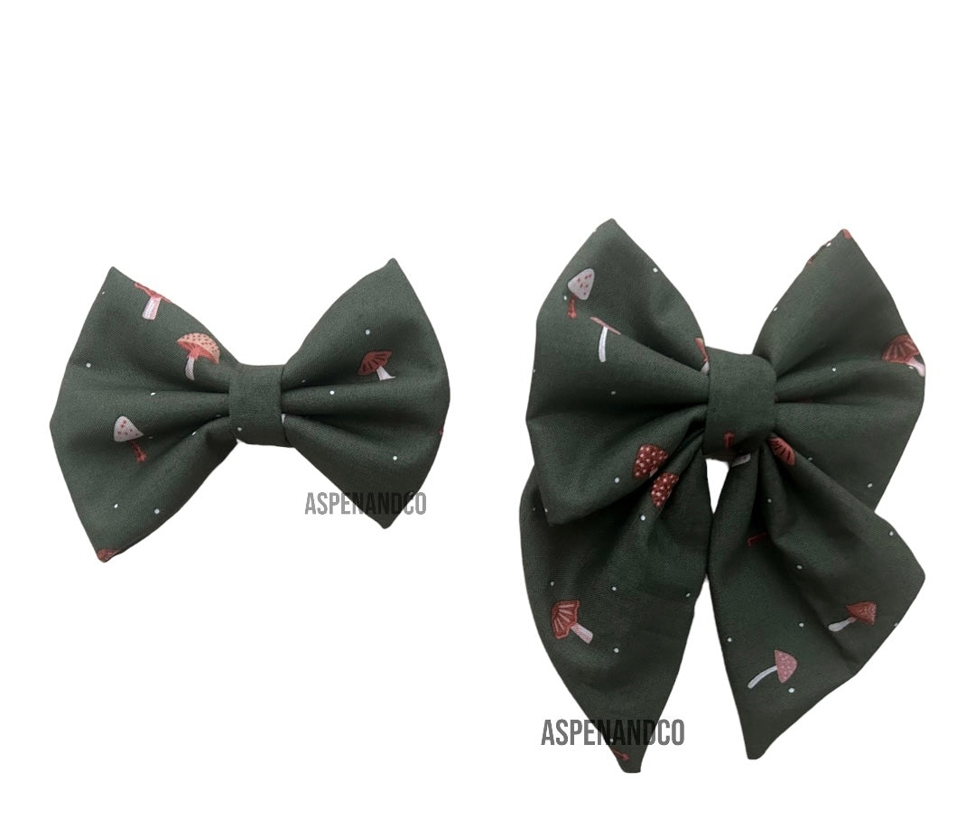 Fluffy Dog Collar Bow Tie - Mushrooms